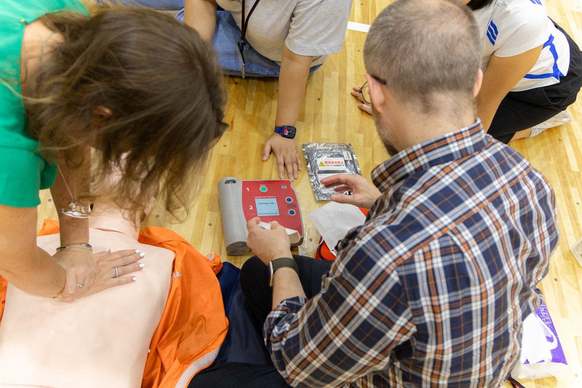 Our new teachers recently completed an orientation and training session on CPR/AED to ensure they are fully prepared to respond in case of a medical emergency. This essential training equipped our staff with the skills and knowledge needed to act effectively in any situations.