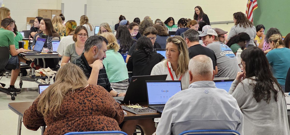 Jennifer Jones tweet media