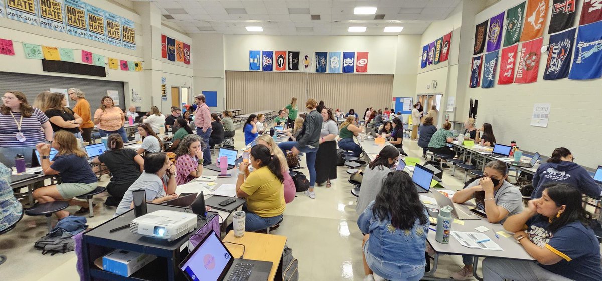 Jennifer Jones tweet media