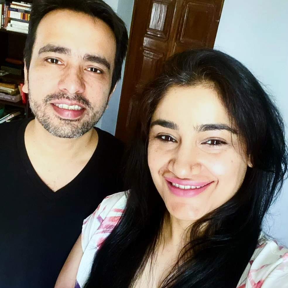 Anupamarld's tweet photo. Happy marriage anniversary dear sir Mr. Jayant Chaudhary ji and dear mam Mrs. Charu Chaudhary ji🎂🎂🎂🎂🌻🌻
@jayantrld https://t.co/vQyam75ZuX