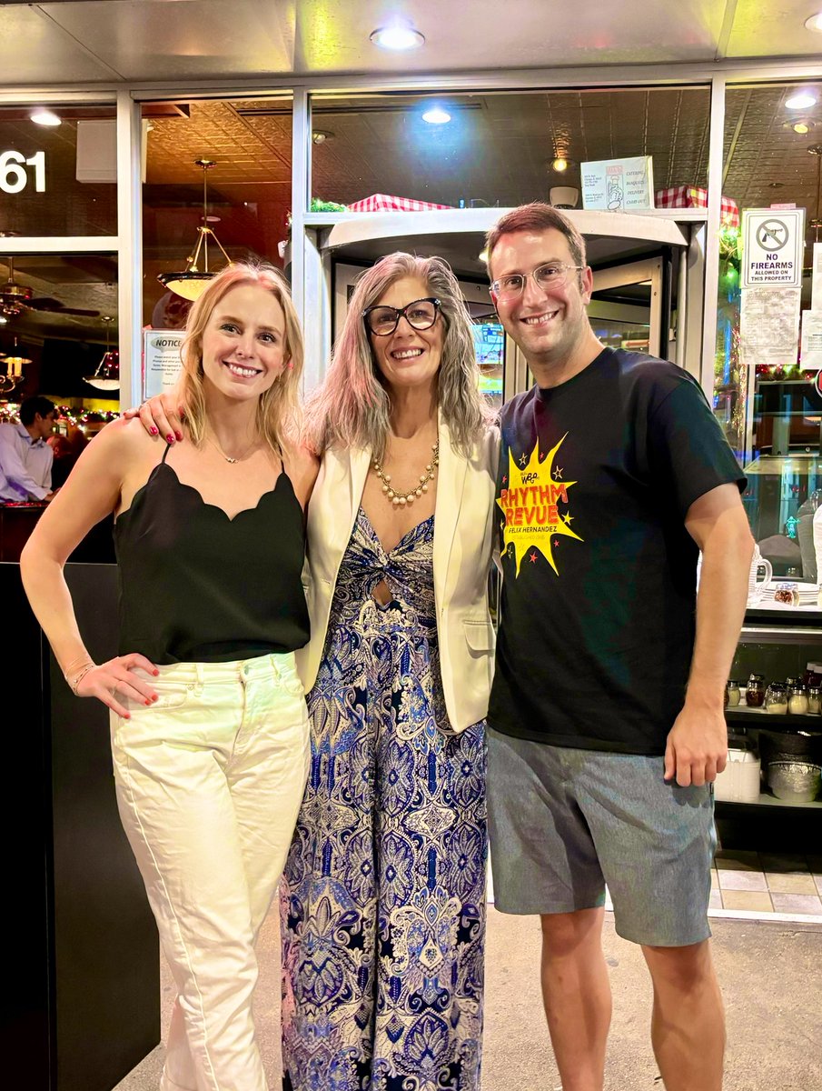 Shawna Ohm 🍉 tweet media