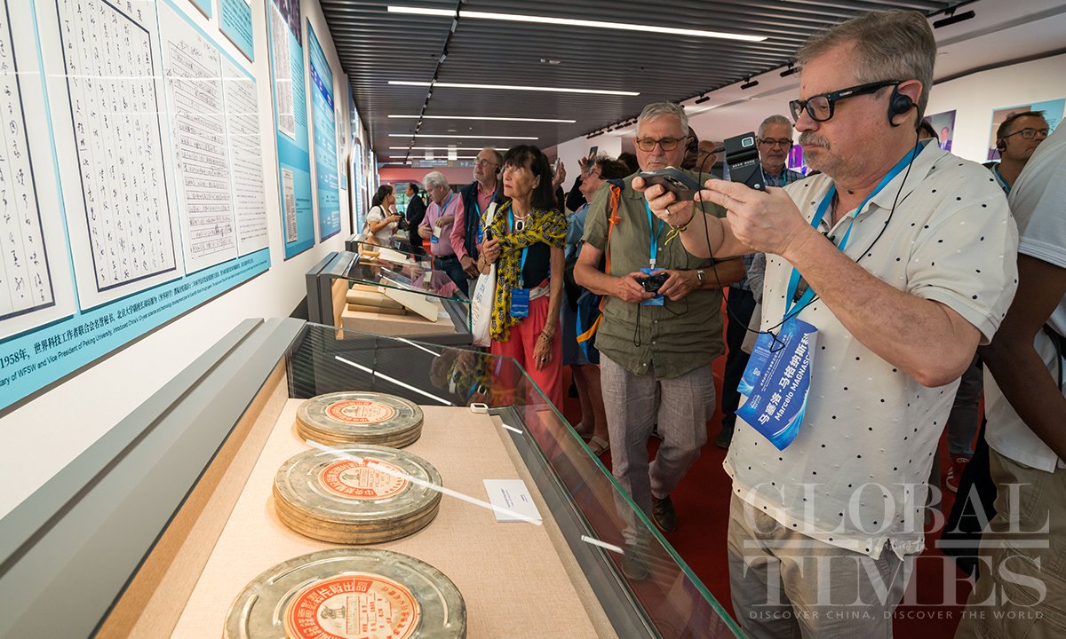 globaltimesnews's tweet photo. 【#InPics】On August 13, the "Cooperate for Science: Joint Exhibition between the China Association for Science and Technology (CAST) and the World Federation of Scientific Workers (WFSW)" debuted at the National Science Communication Center in Beijing. The exhibition highlights the journey from Chinese scientists' involvement in the founding of WFSW to today’s deepened cooperation, and it aims to preserve this historical partnership and encourage further cooperation. https://t.co/rTi9bFhoaa
