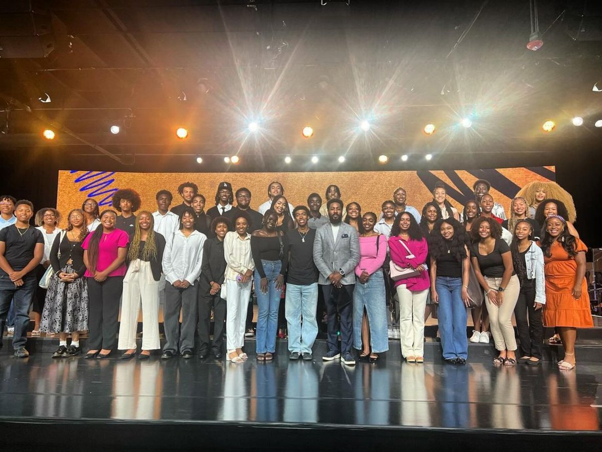 Student EXP tweet media