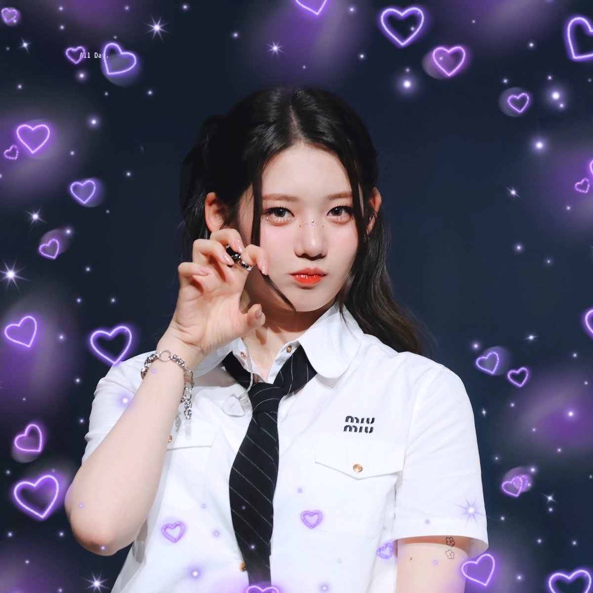 📝special big mail’s ୧ ‧₊˚⋅ ☆

𝙃𝘼𝙋𝙋𝙔 𝘽𝙄𝙍𝙏𝙃𝘿𝘼𝙔 𝙍𝙊𝙍𝘼 
     ˗ˏˋ𝙈𝙔 𝘼𝙐𝙍𝙊𝙍𝘼ˎˊ˗

               🐼🎂

SWEET SIXTEEN WITH RORA
#PrincessRORADay
#밤하늘에_로라가_비치는_날
#RORA <a href="/YGBABYMONSTER_/">BABYMONSTER</a>