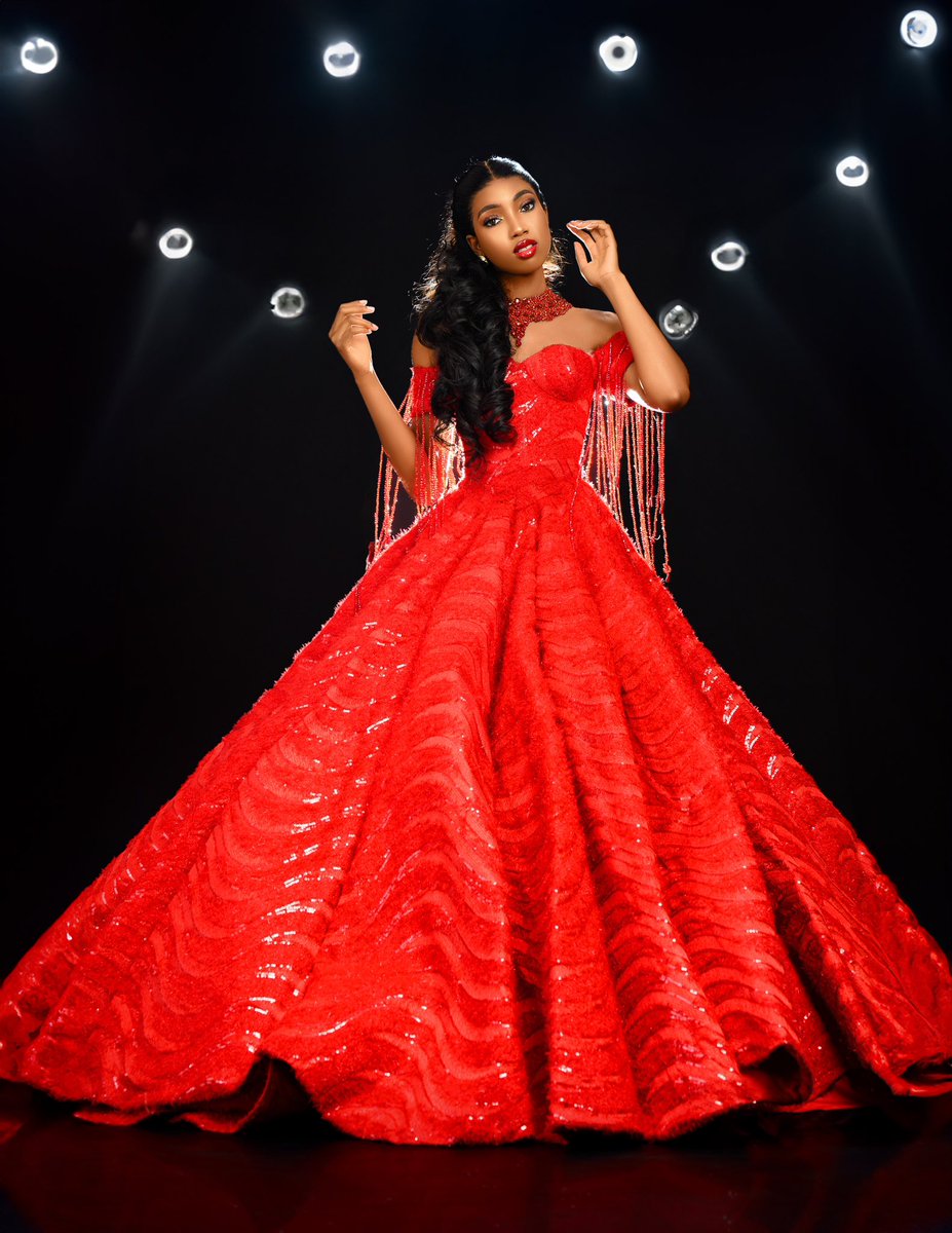 UkahAnita's tweet photo. Celebrating another year and feeling amazing in red! To a fresh year, bigger aspirations, and stronger spirits! 🥂🍾 

I am grateful to you, my devoted fans , friends, family and my stormers across the world 🌎 ! 

You all motivate me to pursue my passions in fashion, health, and community involvement! 

We’re very happy of our victories this week! We made history as the first female Head of House and the first Heads of House to win the immunity challenge on Big Brother Naija! It was grace and divine wisdom, to be honest!🥂🍾 

Cheers to another fantastic chapter in my life! 🥂🍾 Together, we are not afraid of storms.

HAPPY BIRTHDAY ANITA UKAH
#AnitaUkah
#BBNaija