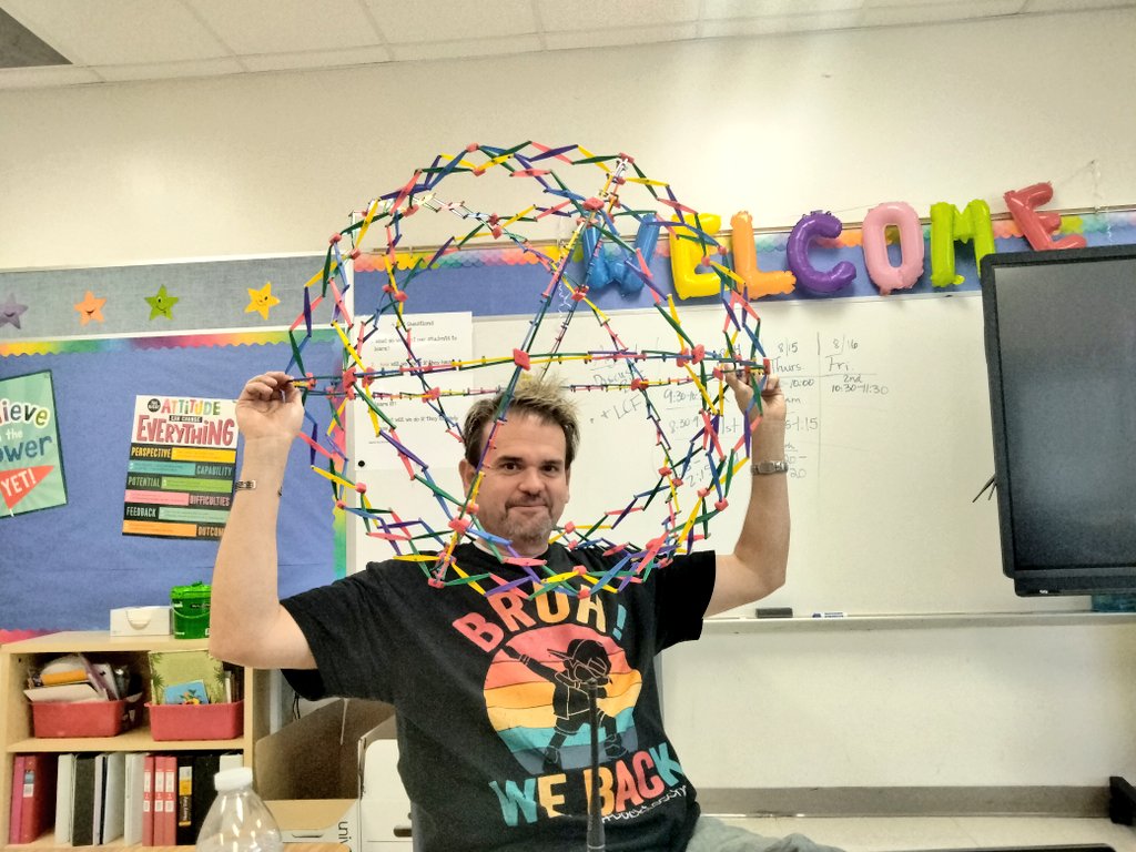 SFBashlia's tweet photo. Behind this closed 🚪... are fried🧠s!
🤯🤣😫😳😬😜 Love our team! #raw #real #SEL #leadingwithapurpose
@Southgate_Gator 💚 https://t.co/U29VYv3sK0