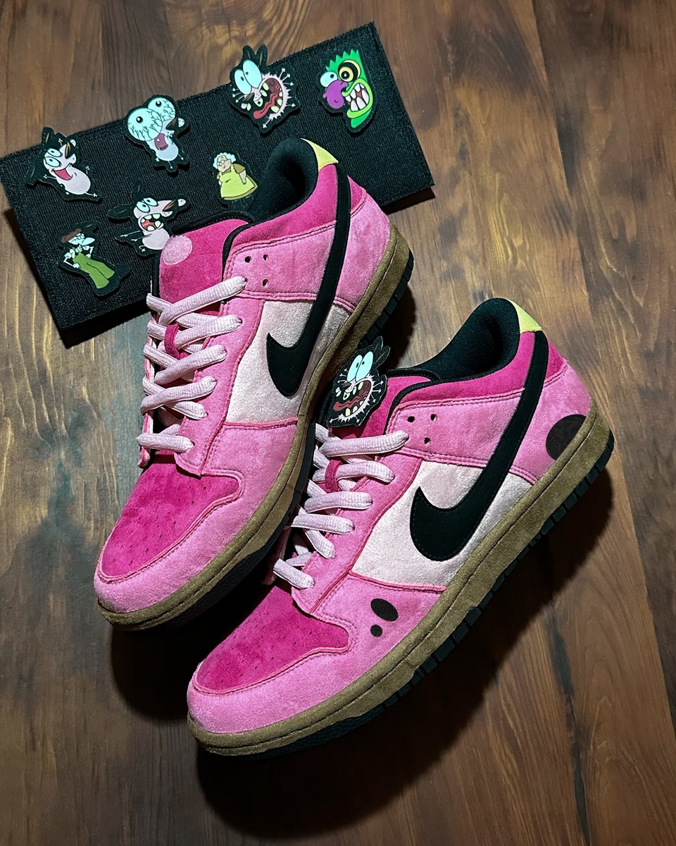 Courage the Cowardly Dog x Nike SB Dunk Low 🐶🩷

📸 IG: dope_don_designs; reverseland
