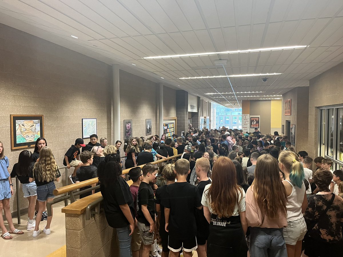 Erie Middle School tweet media