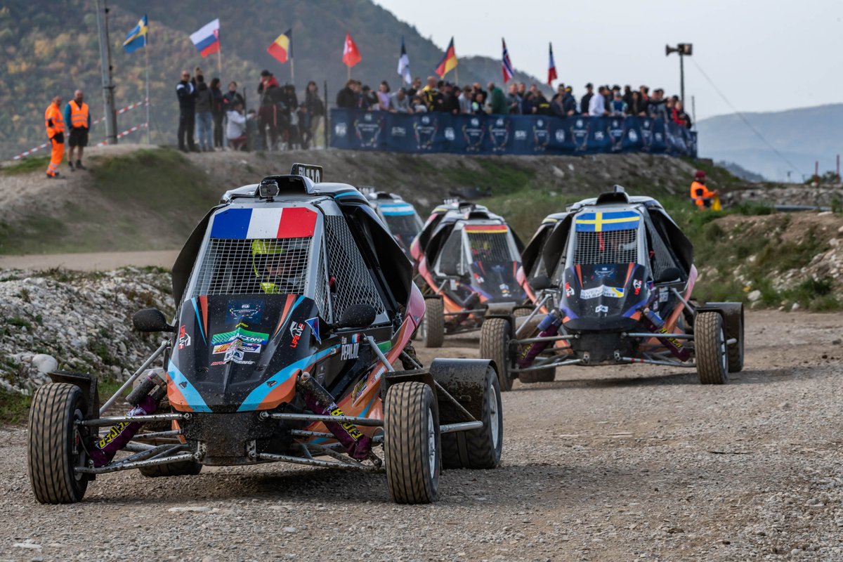 fiamgames's tweet photo. With #CrossCarMini added to the 2024 lineup, young off-road racers from across the globe will have the opportunity to represent their country and join the chase for gold at this year’s @FIA Motorsport Games.
▶️ Read more at: https://t.co/vschzj52lH
-
#FIAMotorsportGames https://t.co/H6qkSRN2JA