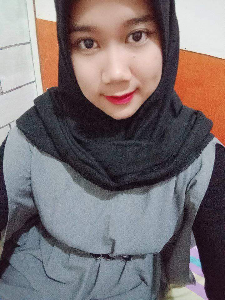 Yulinap1995's tweet photo. Retweet yuk biar rame sepi banget nih https://t.co/hQxMHqr4wm