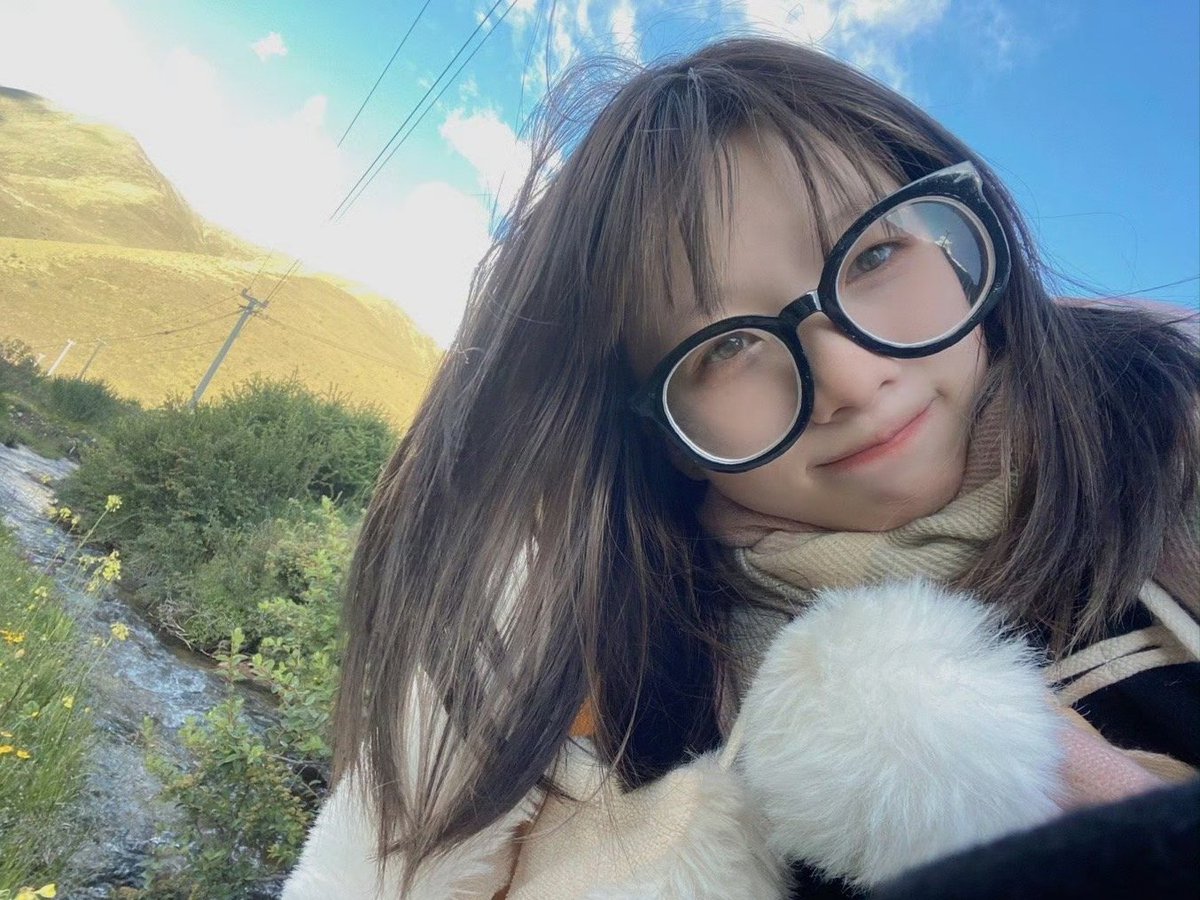 【网友投稿 No.981】投稿眼镜小女友 #眼镜娘 #眼镜妹 #投稿 #反差 #投稿曝光 #女友 #女友分享 #女友系列 #女同学 #女同事 https://t.co/hwsCP5oobE