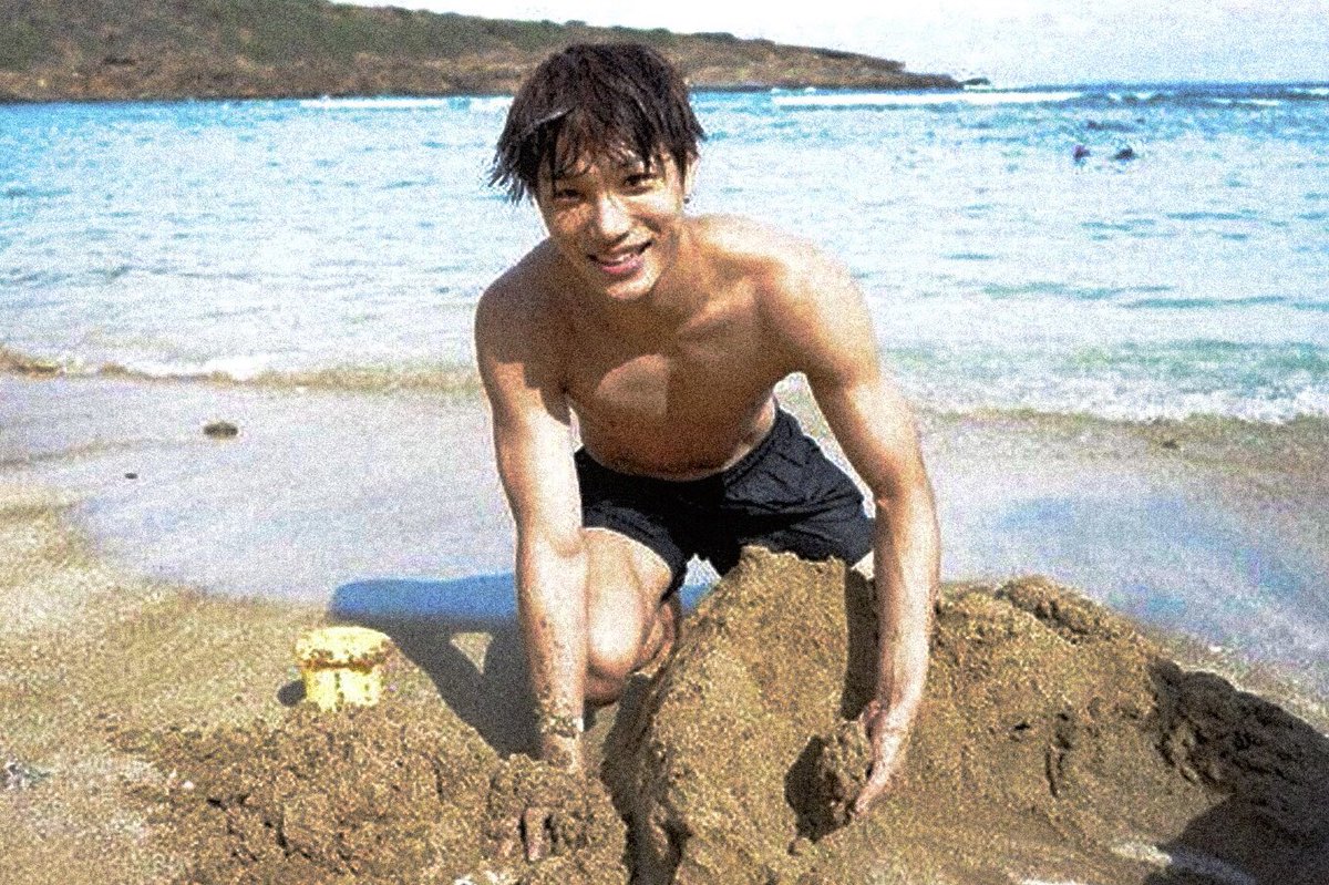 roverkai's tweet photo. sexy summer jongin https://t.co/nwrprr05xY