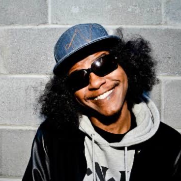 aque_made's tweet photo. A friend of mine asked me to make this portrait of @abdashsoul for him, and this was done, for #Herbert .. https://t.co/j2lZtB4PFM