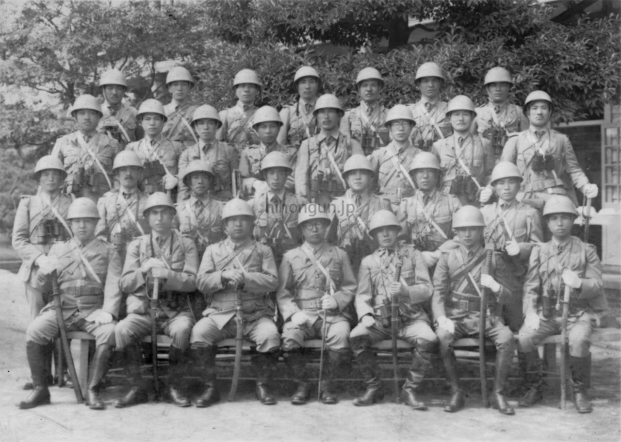 安達オースティン『日本軍フォトアーカイブ』『海軍陸戦隊史保存