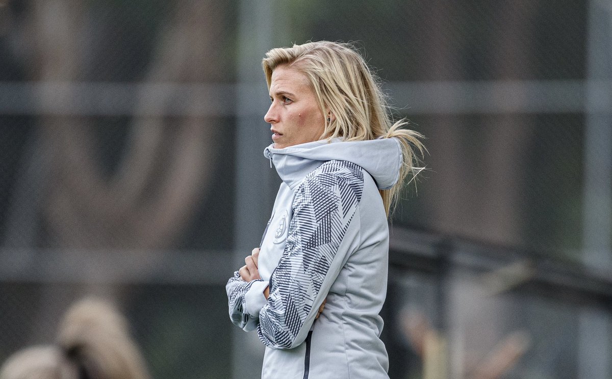 BREAKING NEWS | SUSFC are thrilled to announce Amy Shepherd’s appointment as Assistant Coach of Wellington Phoenix A-League Women’s team.

Sydney Uni SFC are very proud of Amy’s journey, and fully support her transition into the professional ALW scene. 

#uptheamy🔵🟡