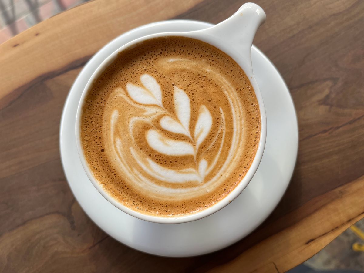 ZesteeLN05's tweet photo. 🚨 Attention Coffee Lovers! 🚨

Want a FREE coffee? 🎉

1️⃣ Snap a photo of your favorite coffee moment and share it on story with the hashtag #Best_Coffee_inThe_City.

Start sharing now and treat yourself! ☕🍽️
Tag us so we can see your awesome posts!

#CoffeeLovers #YourCityCafé https://t.co/wBFRnOpZyi