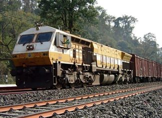 yespunjab's tweet photo. ECoR adopts advanced ballastless track technology in tunnels
#Ecor #ballastless #ballastlessTrack #tunnels #EastCoastRailway #IndianRailways #YesPunjab
https://t.co/ly34OHL5L4 https://t.co/QZdzfWvFMB