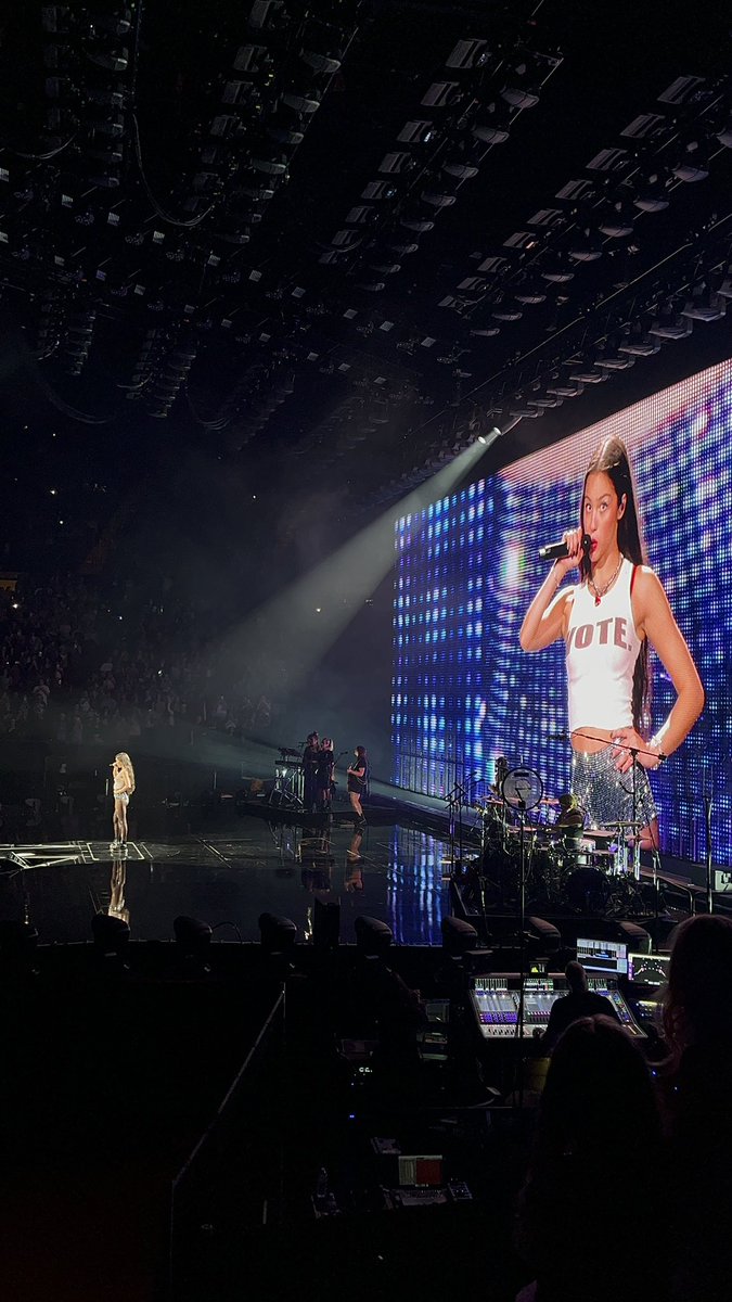 Olivia Rodrigo Tour Updates (GUTS WORLD TOUR) tweet media