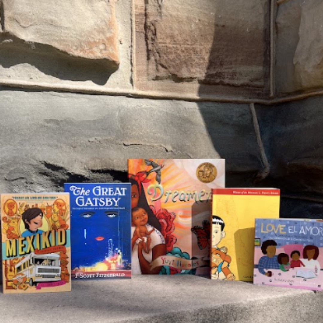 Big Read Lakeshore (@bigreadlake) on Twitter photo Big Read Lakeshore Book Announcement! We're off and running!
hope.edu/news/2024/acad… Big Read Lakeshore Book Announcement! We're off and running!
hope.edu/news/2024/acad…