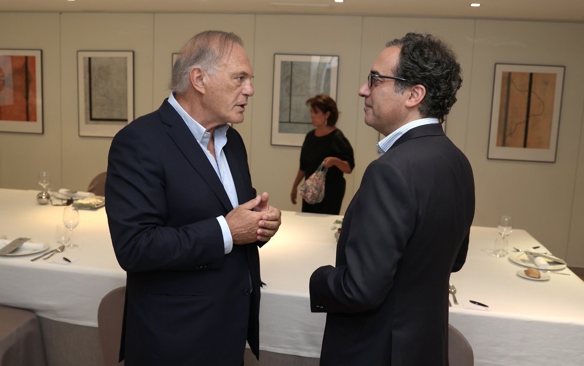 Conecta_CLM's tweet image. Así fue nuestro encuentro con el periodista y presentador de televisión, @PedroPiquerasG
#pedropiqueras #asociacionperiodistas #clubconecta