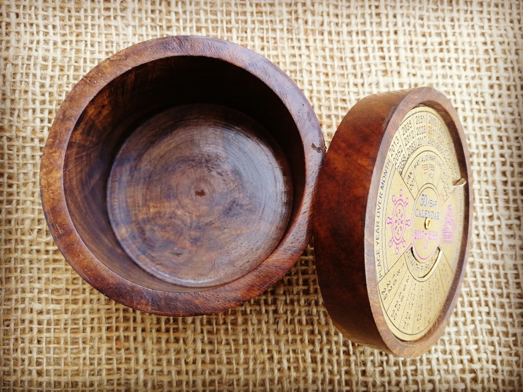 FairTradeStore's tweet image. Are you looking for ethical gift ideas for your office or study?  
Discover this wide range of hand-crafted products from Fair Trade  producer groups in the developing world which will add style to your work life… thefairtradestore.co.uk/product-tag/of…