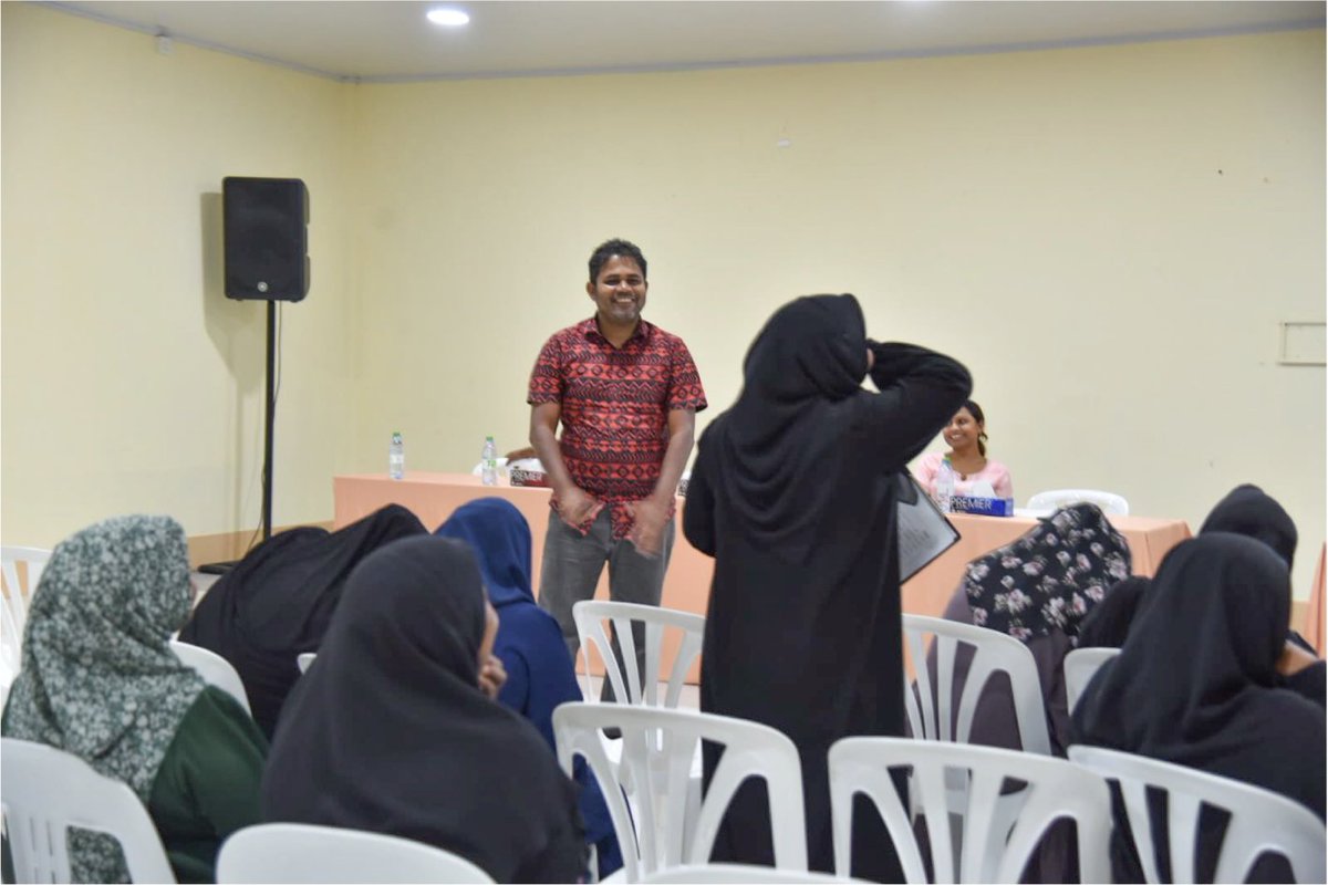 hrcmv's tweet image. ށ. އަތޮޅު ކައުންސިލްއިން އިންތިޒާމްކޮށްގެން ކޮމިޝަންގެ ފަރާތުން ށ. ފޯކައިދޫގައި ގެވެށި އަނިޔާ ހުއްޓުވުމާއި ގުޅޭގޮތުންނާއި ޖިންސީ ފުރައްސާރަ ކުރުމާއި ގޯނާ ކުރުން ހުއްޓުވުމާ ގުޅޭގޮތުން އާންމުން ހޭލުންތެރިކުރުމަށް ނަގައިދިން ސެޝަންތަކުގެ ތެރެއިން
#HumanRights #RightsAwareness