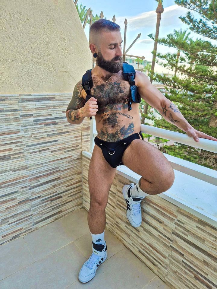 GAYPLAY tweet media