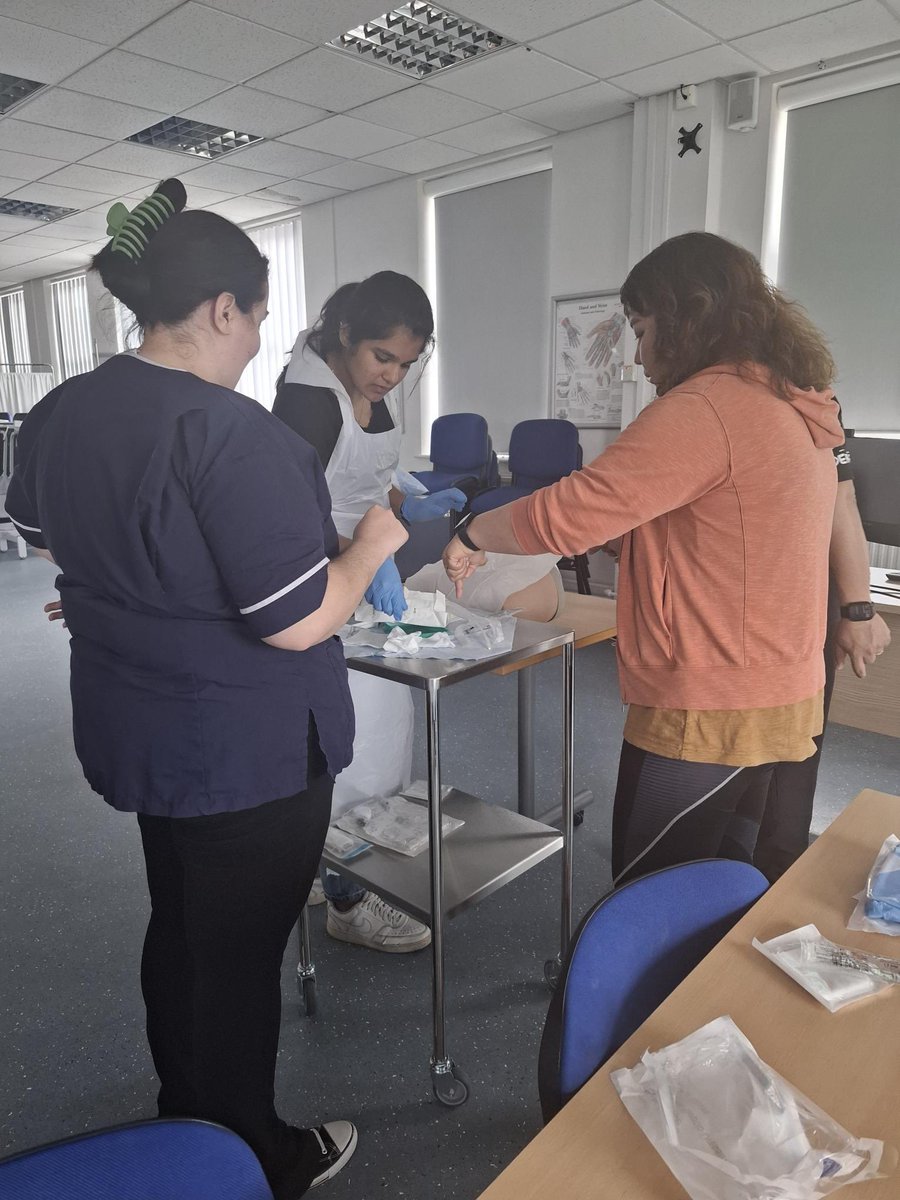 UHSussexEducation (@uhsussex_ed) on Twitter photo Great turnout for our penile catheterisation drop in session <a href="/StRichardChi/">StRichard Chichester</a> run by <a href="/UHSussex/">University Hospitals Sussex</a> medicine division clinical educators. #clinicalskills. <a href="/UHSx_AHP_Edteam/">UHSussex_AHP_EdTeam</a> @OSN_UHSussex <a href="/PDPreceptorship/">UHSussex_Preceptorship</a> Developing our clinicians at every stage of their career! <a href="/CNENetworkUK/">Clinical Nurse Educator Network 💙</a> @UHS Great turnout for our penile catheterisation drop in session <a href="/StRichardChi/">StRichard Chichester</a> run by <a href="/UHSussex/">University Hospitals Sussex</a> medicine division clinical educators. #clinicalskills. <a href="/UHSx_AHP_Edteam/">UHSussex_AHP_EdTeam</a> @OSN_UHSussex <a href="/PDPreceptorship/">UHSussex_Preceptorship</a> Developing our clinicians at every stage of their career! <a href="/CNENetworkUK/">Clinical Nurse Educator Network 💙</a> @UHS