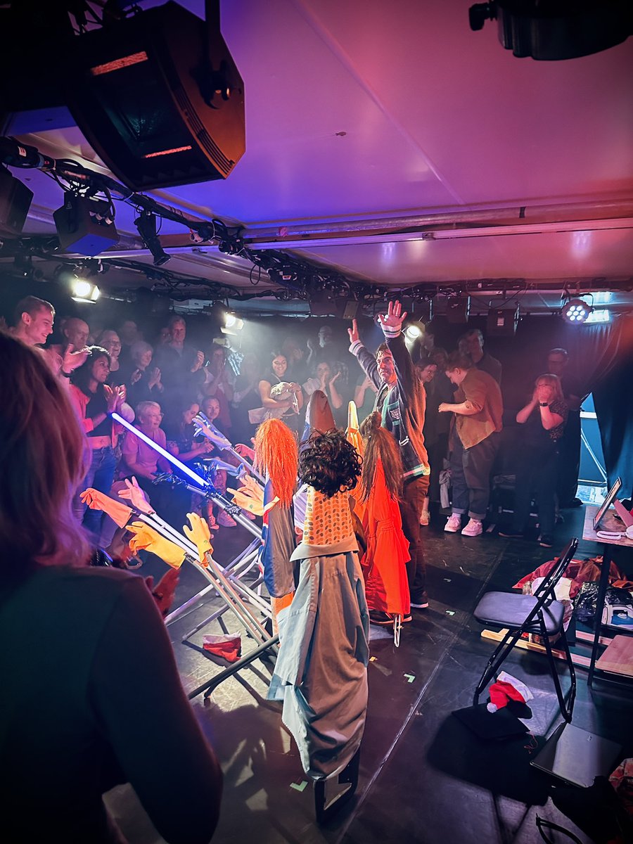 Dan Lentell (@danlentell) on Twitter photo A standing ovation for the incredible <a href="/jodykamali/">Jody Kamali</a>. My review of #IroningBoardMan coming shortly. <a href="/GetYourCoatsOn/">GetYourCoatsOn | The Good Fringe Guide</a> | <a href="/edfringe/">Edinburgh Festival Fringe</a> A standing ovation for the incredible <a href="/jodykamali/">Jody Kamali</a>. My review of #IroningBoardMan coming shortly. <a href="/GetYourCoatsOn/">GetYourCoatsOn | The Good Fringe Guide</a> | <a href="/edfringe/">Edinburgh Festival Fringe</a>