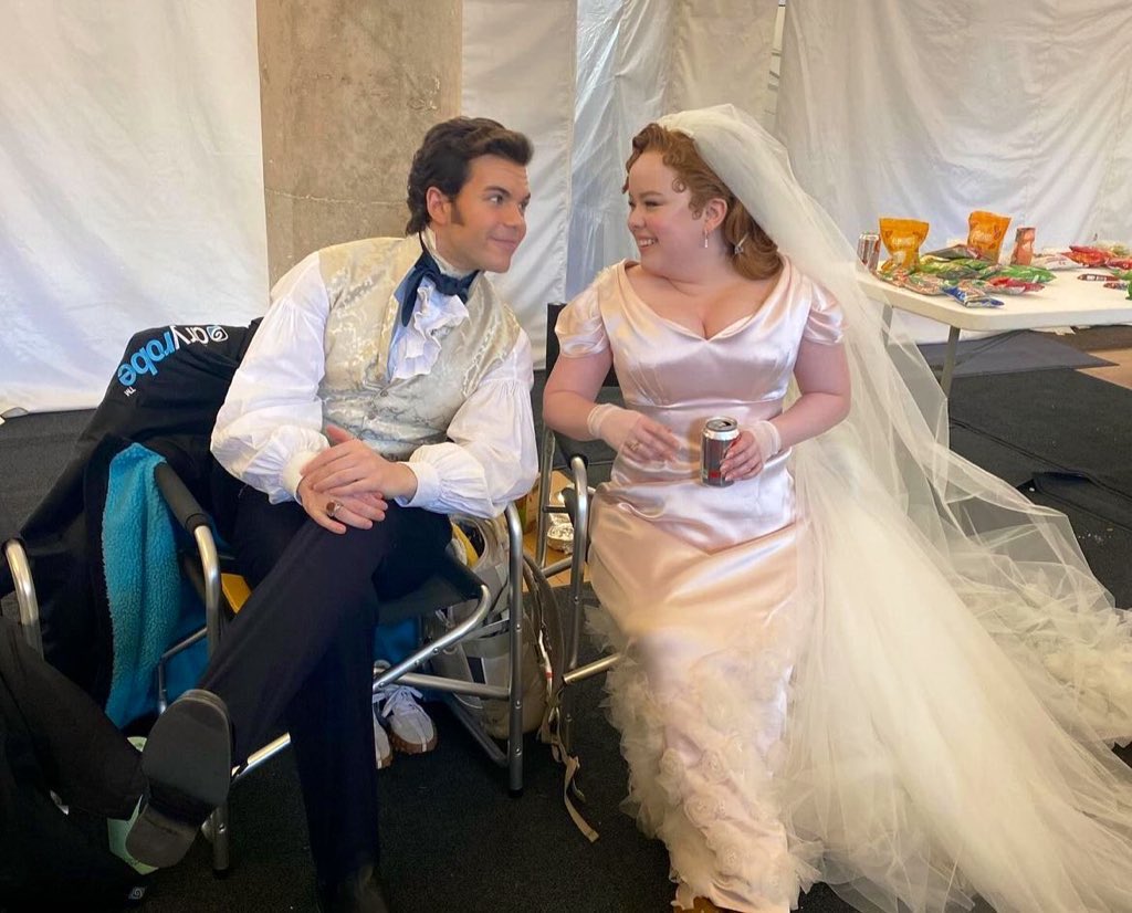 polinlovergirl's tweet photo. I love when Luke looks at Nicola like she is his whole world https://t.co/u39bHR2rjd