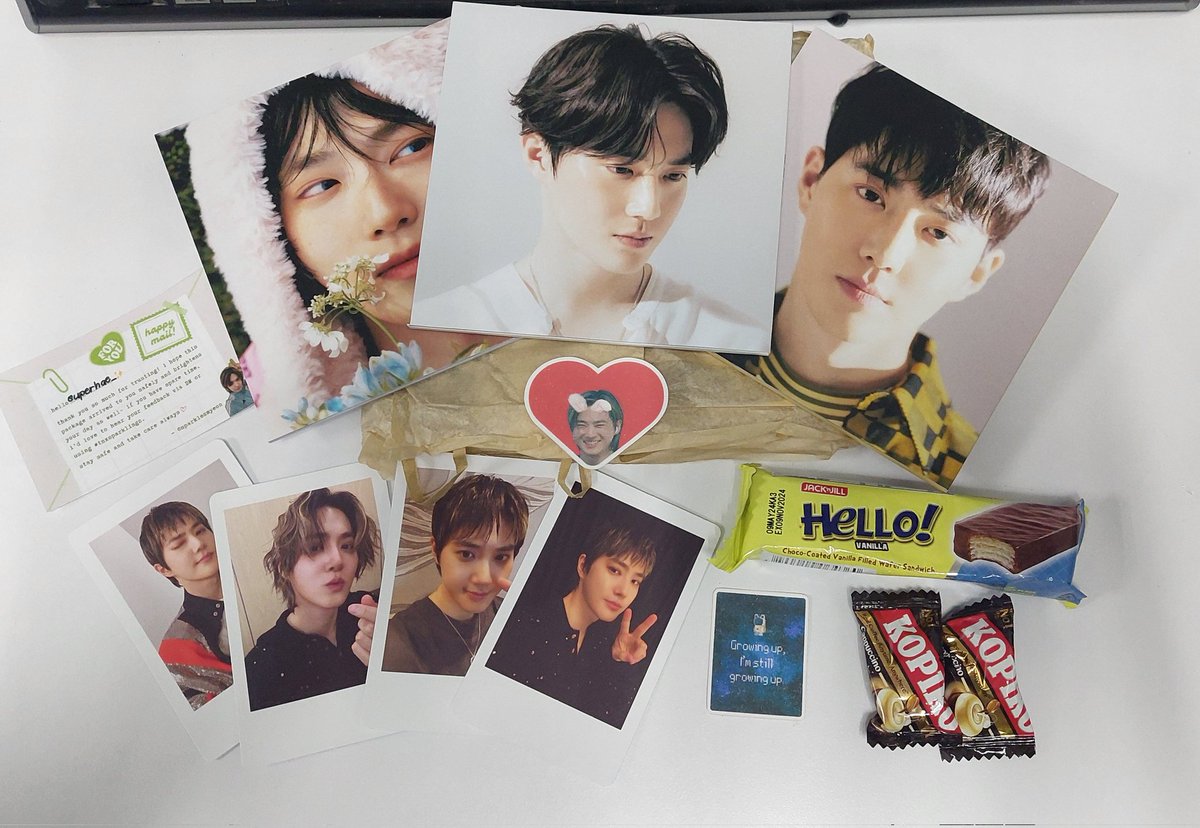 superhae_'s tweet photo. Received a happy mail today! Finally got my SUHO vinyl coaster set 💖
Its so pretty~~~~        Thank you so much 🫶 @sparklesmyeon 
#tnxsparklingz https://t.co/CRDarKvWaA