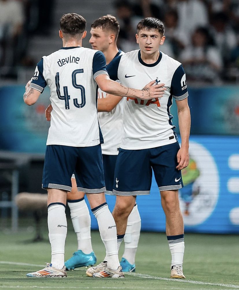 Lilywhite_Rose's tweet photo. ��JUST IN #thfc are expected to loan out youngsters Alfie Devine, Ashley Phillips and Jamie Donley before the end of the month, but Mikey Moore will be part of Ange Postecoglou's squad this season.

@Dan_KP https://t.co/npLymdCIXp