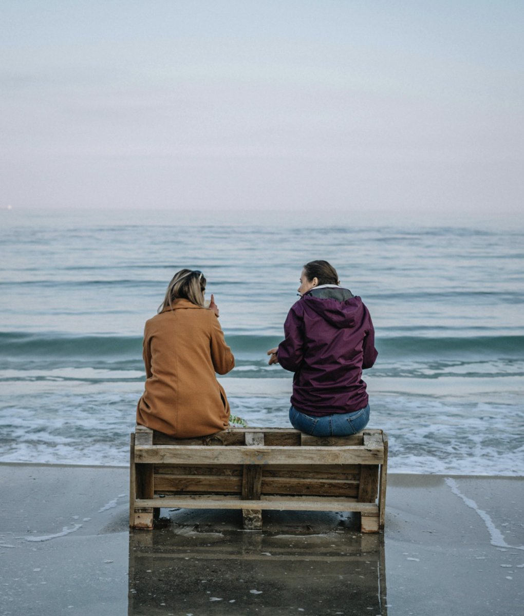 Talking more openly about #mentalhealth &amp; suicide is necessary for breaking down stigma, ensuring people get the help they need &amp; preventing suicide
<a href="/PAPYRUS_Charity/">PAPYRUS</a> have put together some tips for having difficult conversations: papyrus-uk.org/how-to-have-di…
#SuicidePrevention