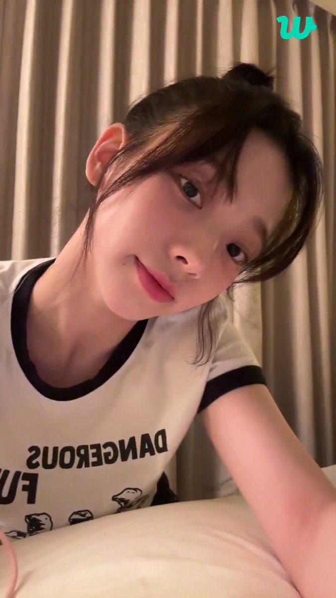 Gavin3o's tweet photo. 240813 Karina weverse live 1080P (344.8MB)

https://t.co/flnTLKJUvw https://t.co/q6wzPzzGZt