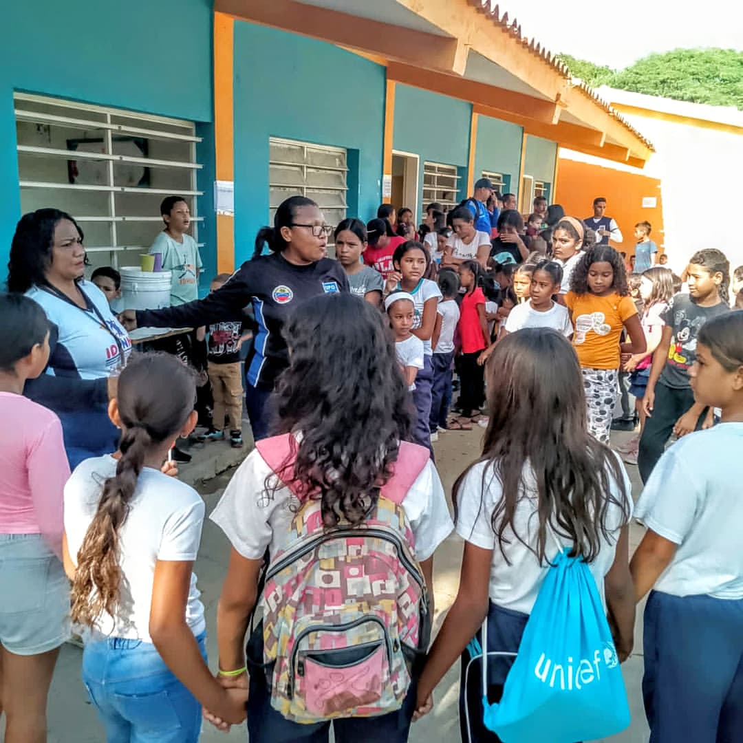 geminismg's tweet photo. Desde los 25 municipios del estado, se desarrolla en Paz y alegría las actividades recreativas, culturales, deportivas, educativas, ecológicas y de mucho entrenamiento para los niños/as en el periodo de vacaciones escolares
#14Ago
#HastaProntoX
#sergetti #luzzers
#FidelPorSiempre https://t.co/VkRi77QAHx