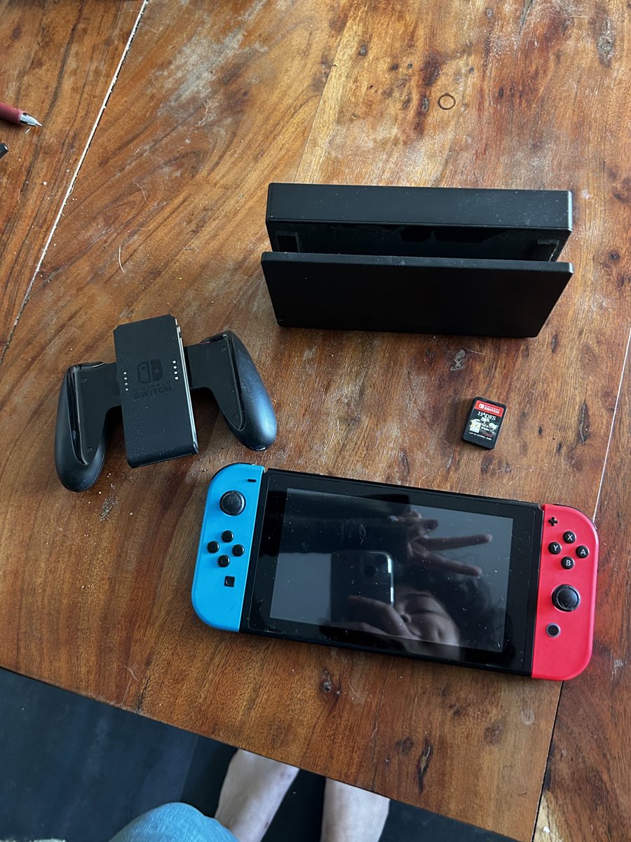 санёчек tweet media