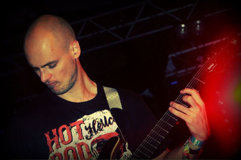 GuyCyborg's tweet image. Fiendish regression (ten years ago, time flies) #mayones #sevenstring #ernieball #guitarist @mayonesguitars @ernieball