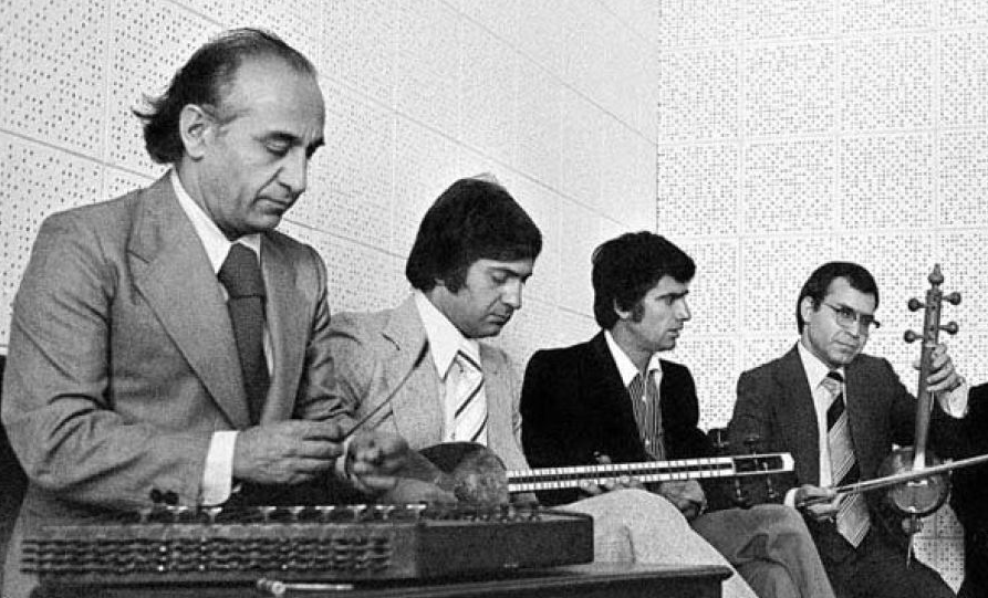 Farsicity_LMS's tweet photo. Explore the 7 most iconic Persian musicians of all time!

From classical legends to modern icons, dive into their incredible journeys and lasting impact on Persian music, in the below blog post:

https://t.co/5tUQjEyGeX

#persianmusic #iconicmusicians #musichistory https://t.co/K4l6Ug3CFE