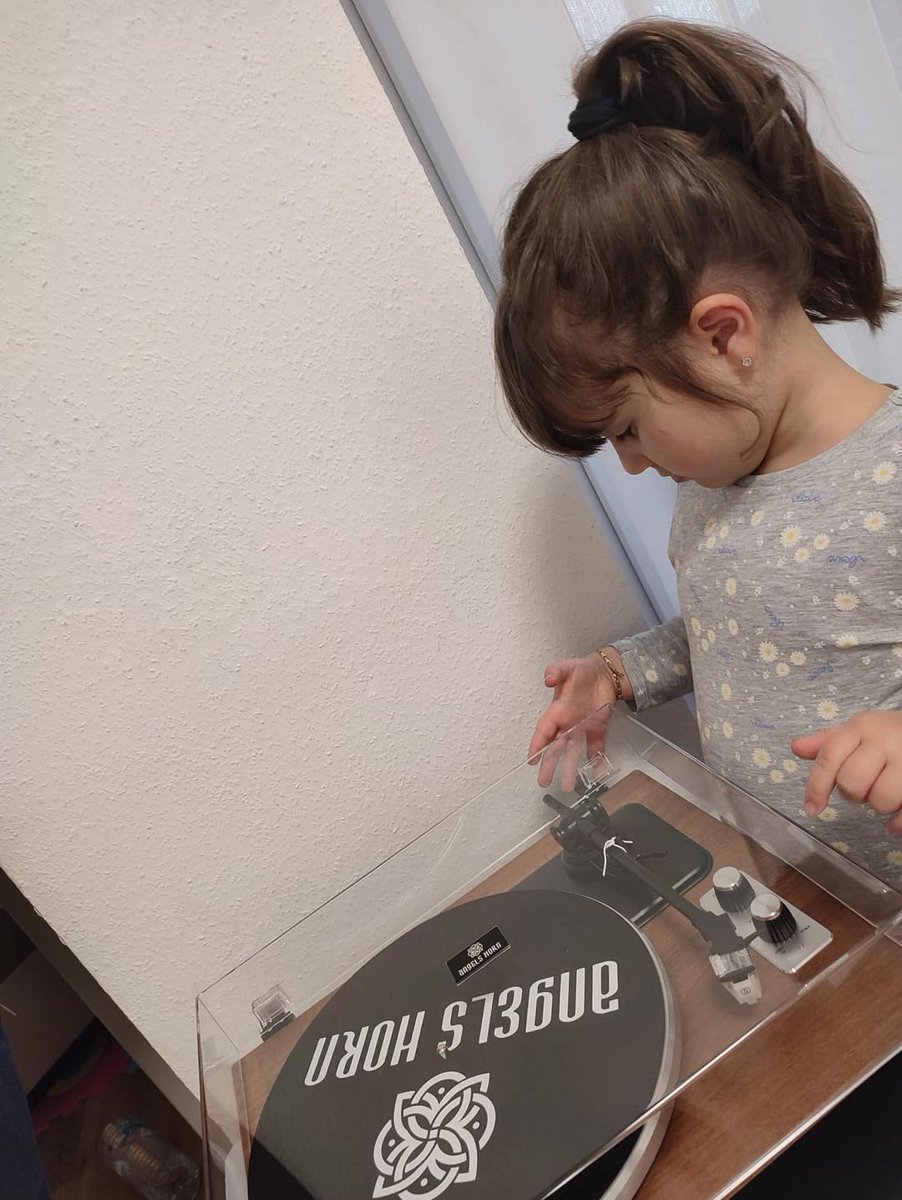 Angels Horn tweet media