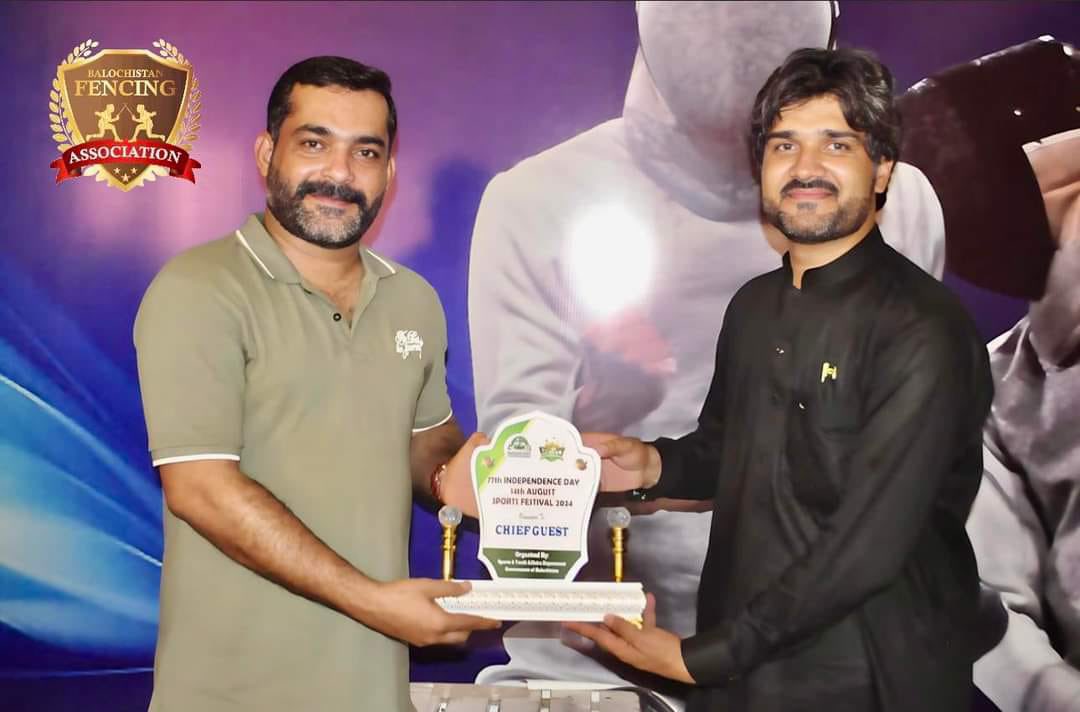 جشنِ ازادی کہ موقع پربلوچستان فینسینگ ایسوسیشن کی طرف سے ال کویٹہ فینسنگ چیمپئن شپ منعقد کروایا گیا جس میں  ایس ایس پی سیریس کرائمز انوسٹی گیشن وینگ وینگ کیپٹن(ر) زوہیب محسن کوبطور مہمان خصوصی بلایا گیا پروگرام کے اختتام پر ایس ایس پی زوہیب محسن نے کھلاڑیوں میں انعامات تقسیم کیے۔