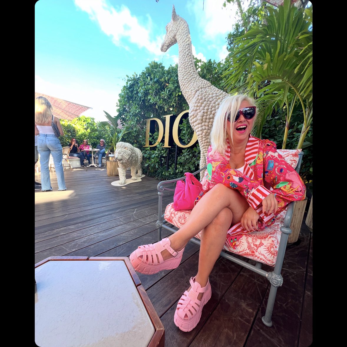 🧸🎈
#miami #dior #diorcafe #diorcafemiami 🧿