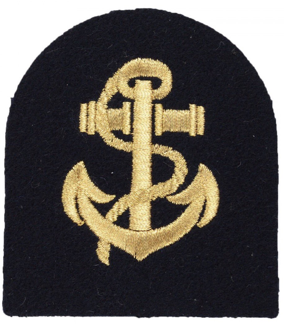 closed260226's tweet photo. Backbone of the RN. Proud to have been one. #killick Not a bit like a Corporal. No separate mess. Leading whilst living cheek by jowl with those you lead. https://t.co/WwLgkiyTBa