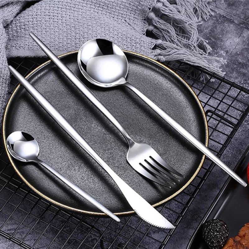 FatimaJiya3's tweet photo. 24 pieces cutlery set
NGN 23,000 β
οΈ
https://t.co/9aAxN1Jvjb
WhatsApp 08180334254.
Minna, Niger State
Β #kadunakitchen #lagoskitchen #kanokitchen #kanoonlineshopping #arewaweddings https://t.co/ICEbOtDgws