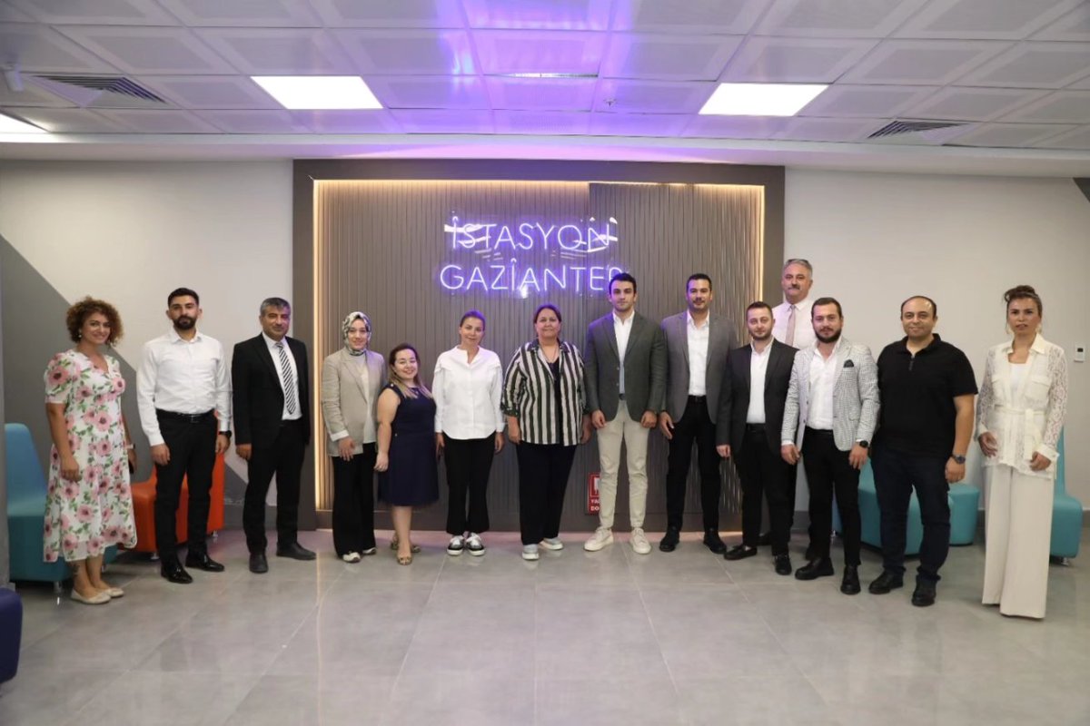 TOBBGGGK's tweet photo. Koordinasyonu @GaziantepBeld, TOBB Gaziantep Genç Girişimciler Kurulu paydaşı olduğumuz ve önümüzdeki dönemde resmî açılışı yapılacak olan İstasyon Gaziantep projesinde hazırlıklar tamamlandı.

@RHisarciklioglu 
@MTuncayYildirim 
@TanerOZDURAK 
@abdulkadirkocer 
@GaziantepTO https://t.co/mSwCt6ywRe