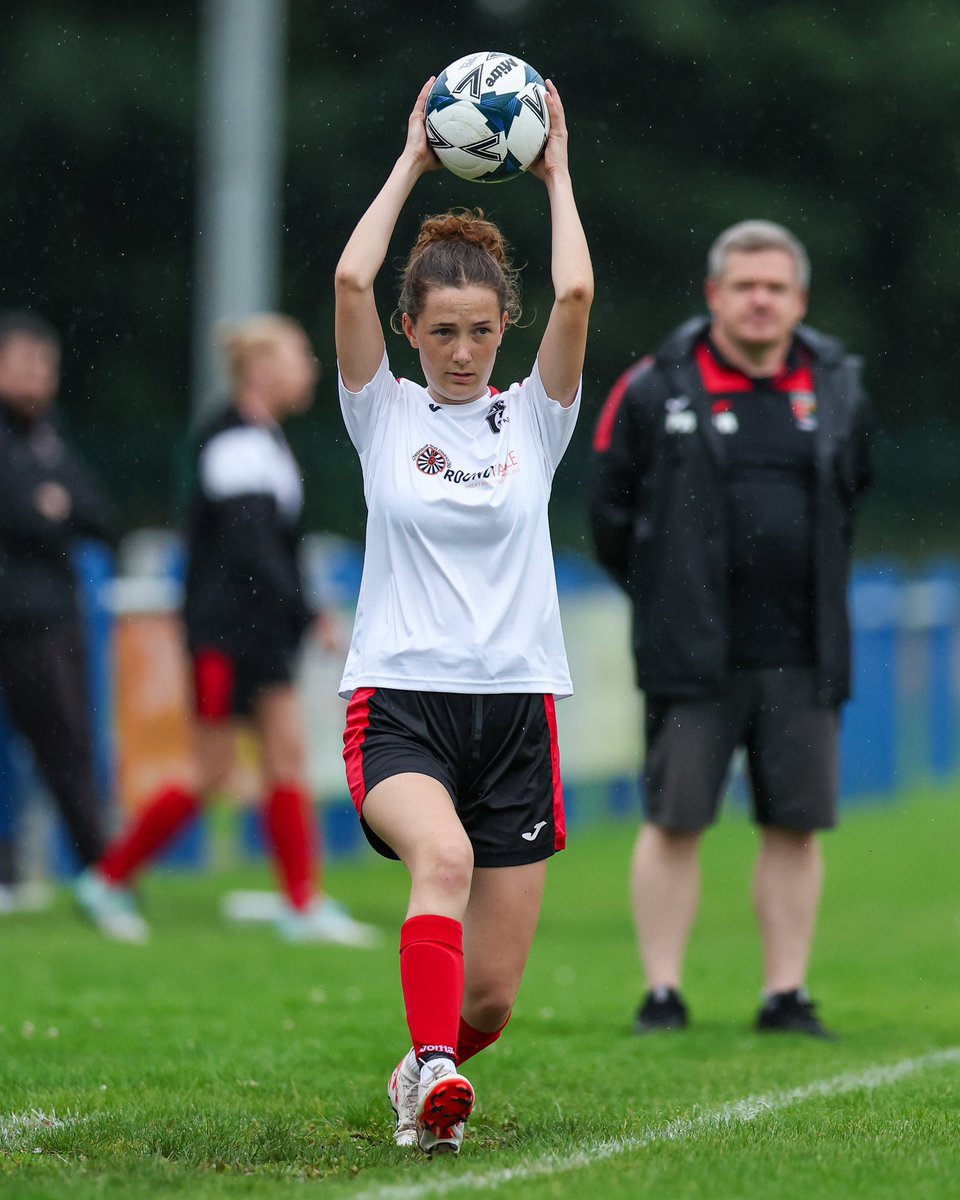 howells_ian's tweet photo. @CroesyafcWomen @croesyafc @UndyAFCWomen preseason friendly 1-1 
More photos here https://t.co/TgPXl26ojO https://t.co/Q3kM3HCalQ
