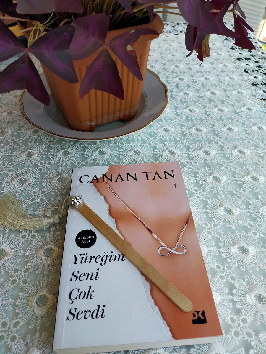 incilayelvan's tweet photo. Ufak bir aradan sonra yeniden kitap okumaya çerez kitaplarla ısınarak başlıyorum ❤️📚 #neokuyorum #canantan #yüreğimseniçoksevdi #kitapseverlertakipleşiyor https://t.co/jFRmbKbCWq