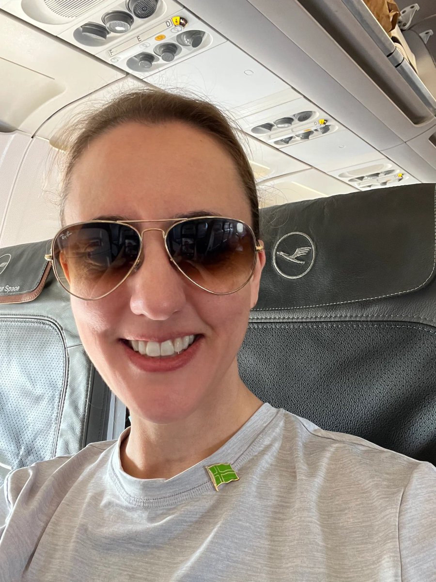 Die Königin dankt <a href="/lufthansa/">Lufthansa</a> für ihren hervorragenden Service heute Morgen, als sie von Kopenhagen abreist! #ladonia #ladonien #micronations