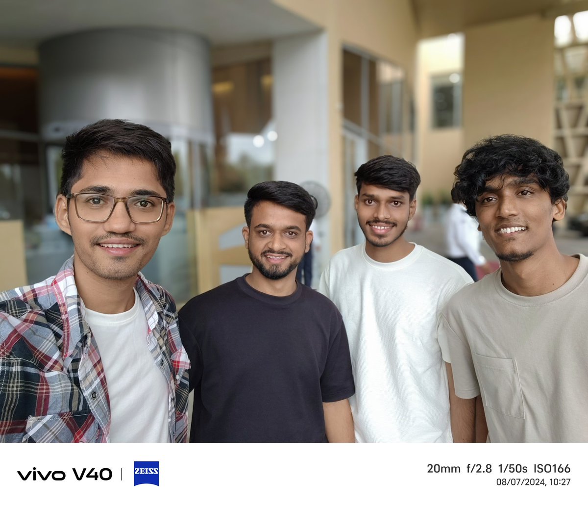 TechWithYesh's tweet image. It’s my first launch event 🥰
@Vivo_India