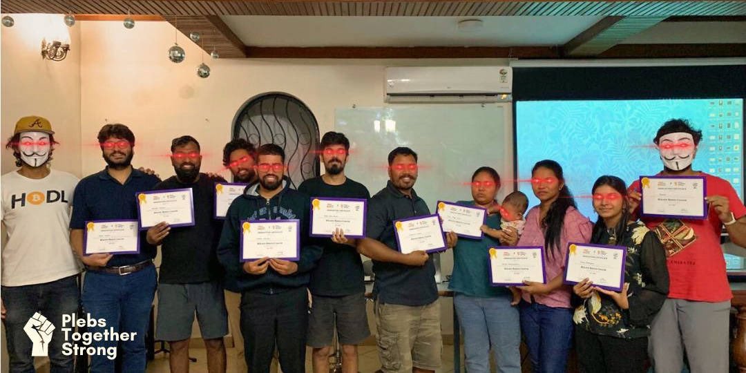 plebstogether's tweet image. More laser-eyed graduates of our @MyfirstBitcoin_ Bitcoin basics course in Goa, India #BitcoinForEveryone #PlebsTogetherStrong