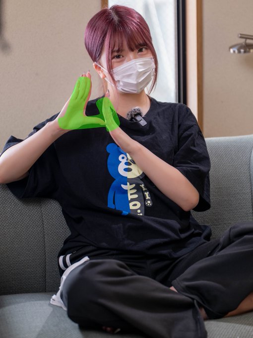 fantia更新のネタに困ってます。2年もやるとね、やる事ないんですよ！ バイク乗る以外で面白いネタありましたら教えてください 採用された方にはファンクラブ無料チケット送ります。童貞は素数でも数えてて。